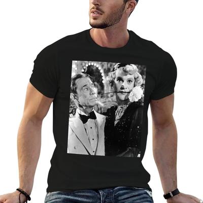 חולצות וגופיות – חולצות טי