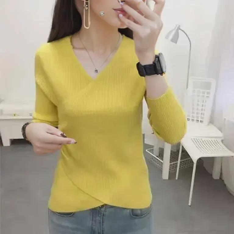 Korean Slim-Fit V-Neck Knit Sweater for Spring & Autumn - Women's Long-Sleeve Top