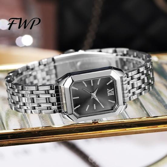 Modern Minimalist Watch Ladies Light Luxury Style Square Dial Steel Elegant Women Wristwatch Strap Embellishment for Office Party Date Night Quartz