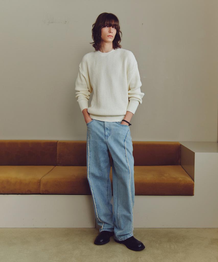 KNITTED Heavy Waffle Round Knit Ivory