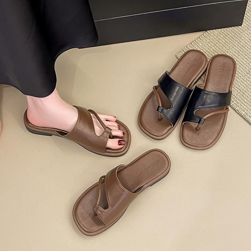 Fashion 2025 Summer New Roman Style Women's Slippers Open-Toe Sandals Outdoor Beach Flat Heel Anti-Slip Versatile Slippers Simple Design