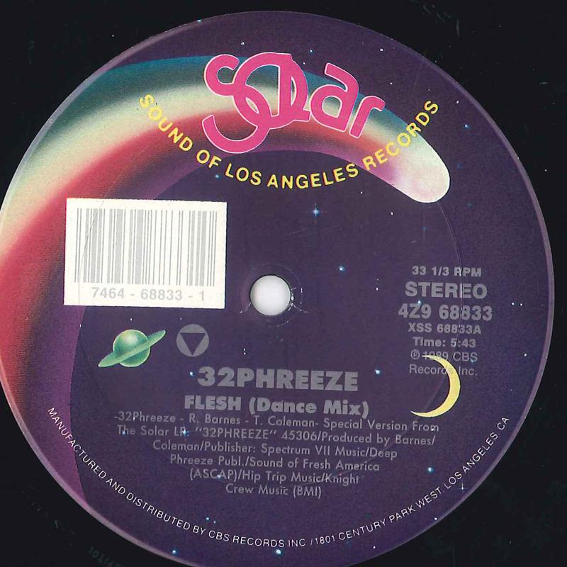 

12inch Record 32 PHREEZE - Flesh 4Z968833 SOUND OF LOS AN 1989 US Soul/Funk Used