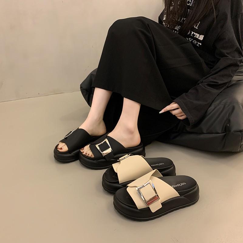 Fashion 2025 Ladies Slippers New Beach Open Toe Flats Female Large Size Comfort Sandals Casual Fashion Women's Slippers Zapatos Mujer