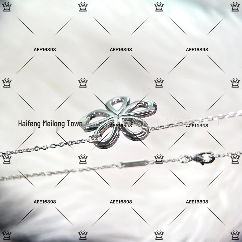 Elegant Sterling Silver Sunflower Necklace with Diamond Hollow Pendant and Clavicle Chain for Women