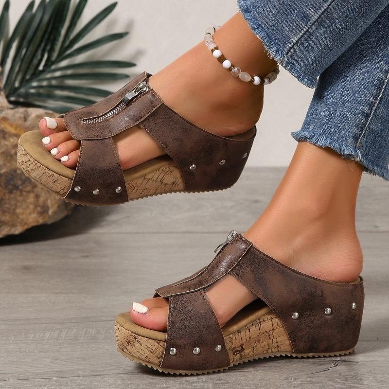 Women’s Studded Wedge Peep-Toe Platform Slide Sandals