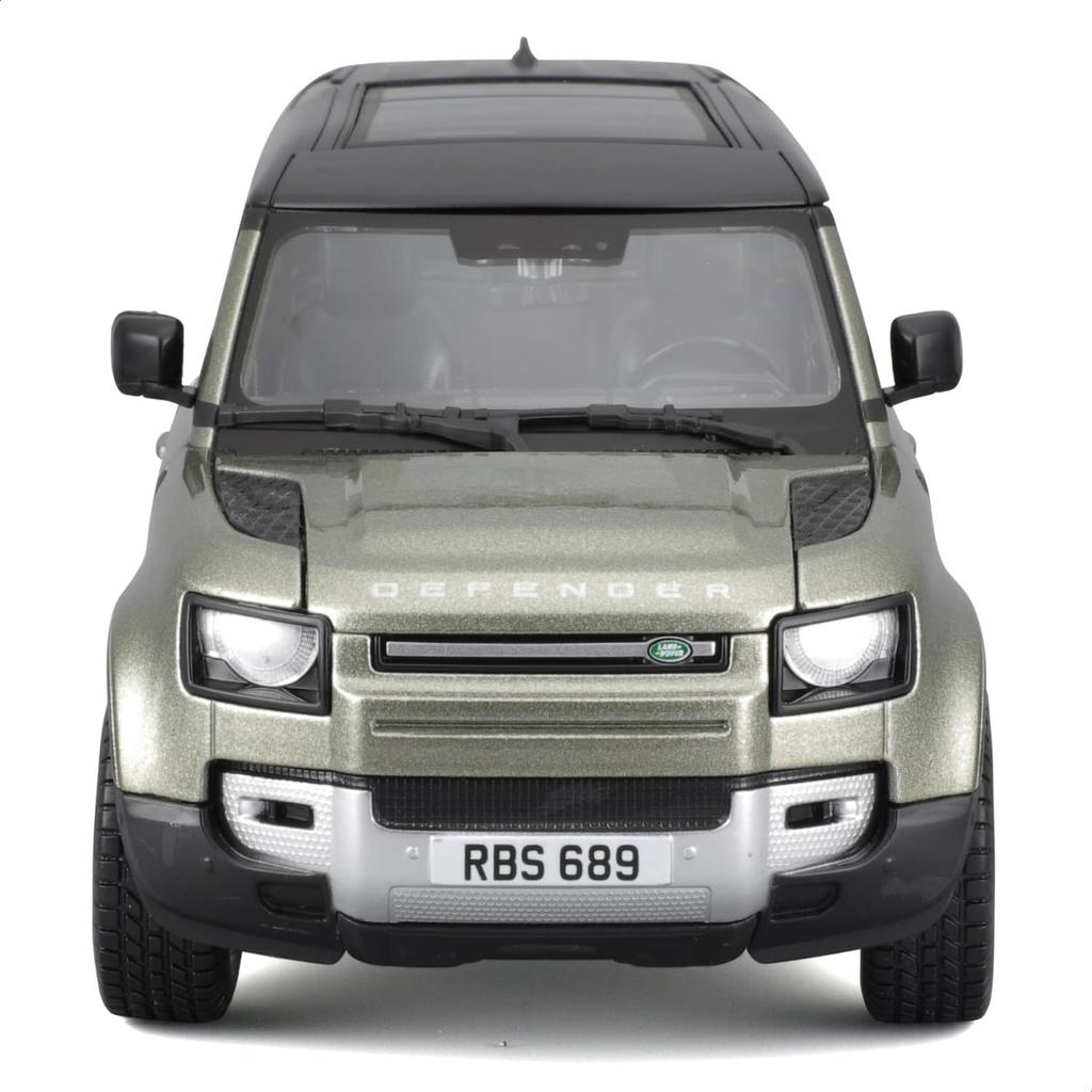 Bburago 1/25 Scale Land Rover 2022 Defender 110 Green / Diecast Model Car, Finished Product, 18-21101 GN