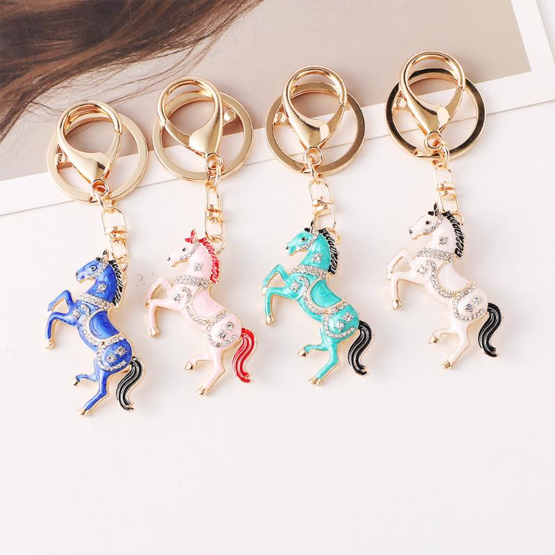 2026 New Horse Keychain Sparkling Crystal Metal Animal Pony Handbag Pendant Decoration Car Key Ring New Year Souvenir Gift