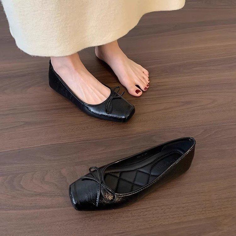 

Fairy wind gentle shoes female spring 2025 new bow square head flat sole shoes black light mouth beanie shoes 40 чёрный