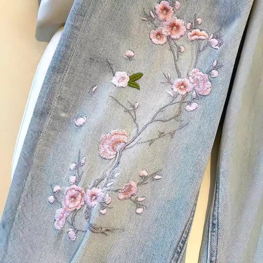 Damen 2025 Chinesischer Stil Hellwaschung Hohe Taille Bestickt Gerades Bein Jeans
