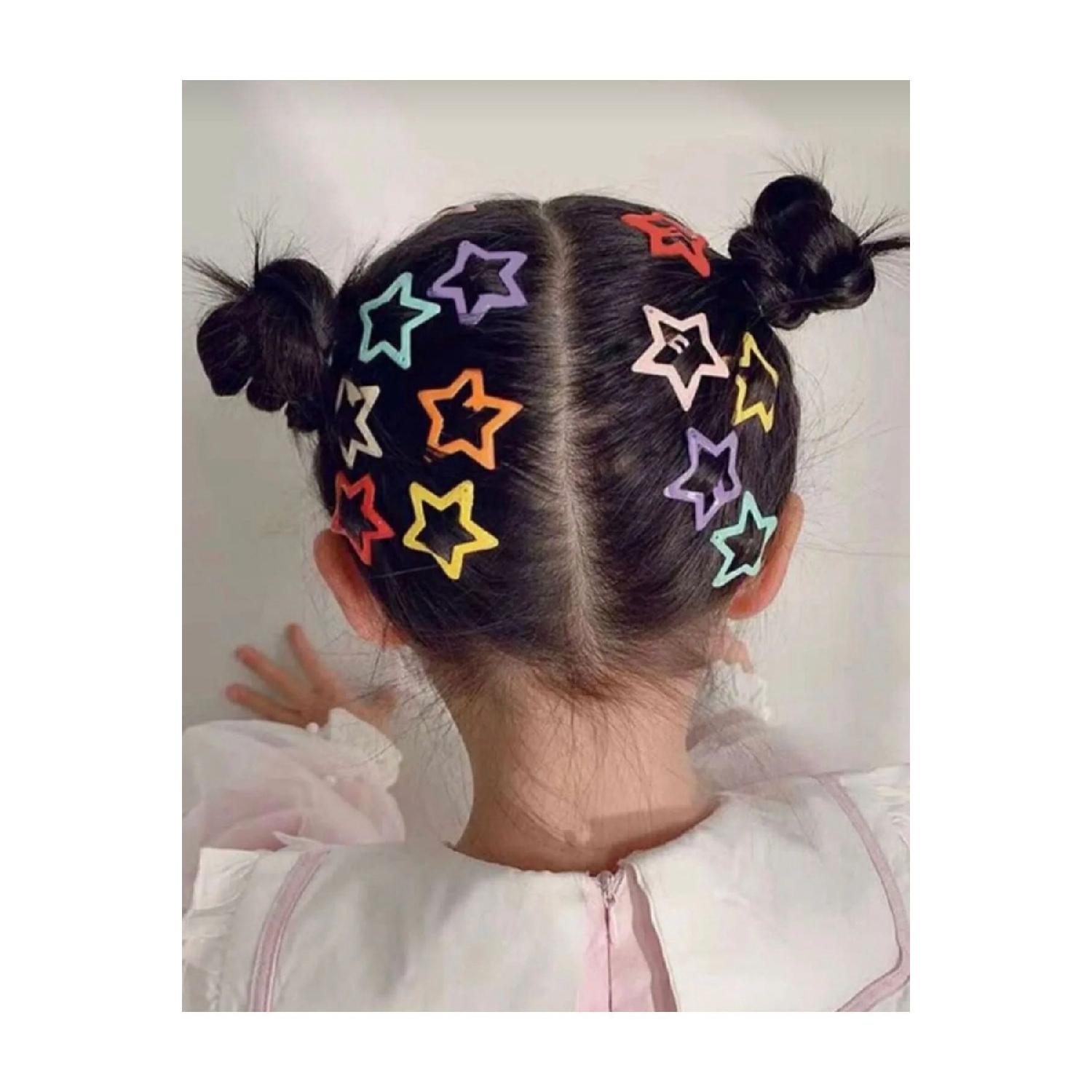 

Набір кольорових зіркових пряжок Trend із 12 предметів