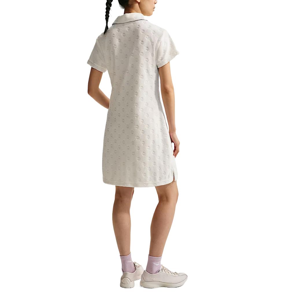 Nike Robe à manches courtes brodée décontractée et confortable pour femme II3977-133