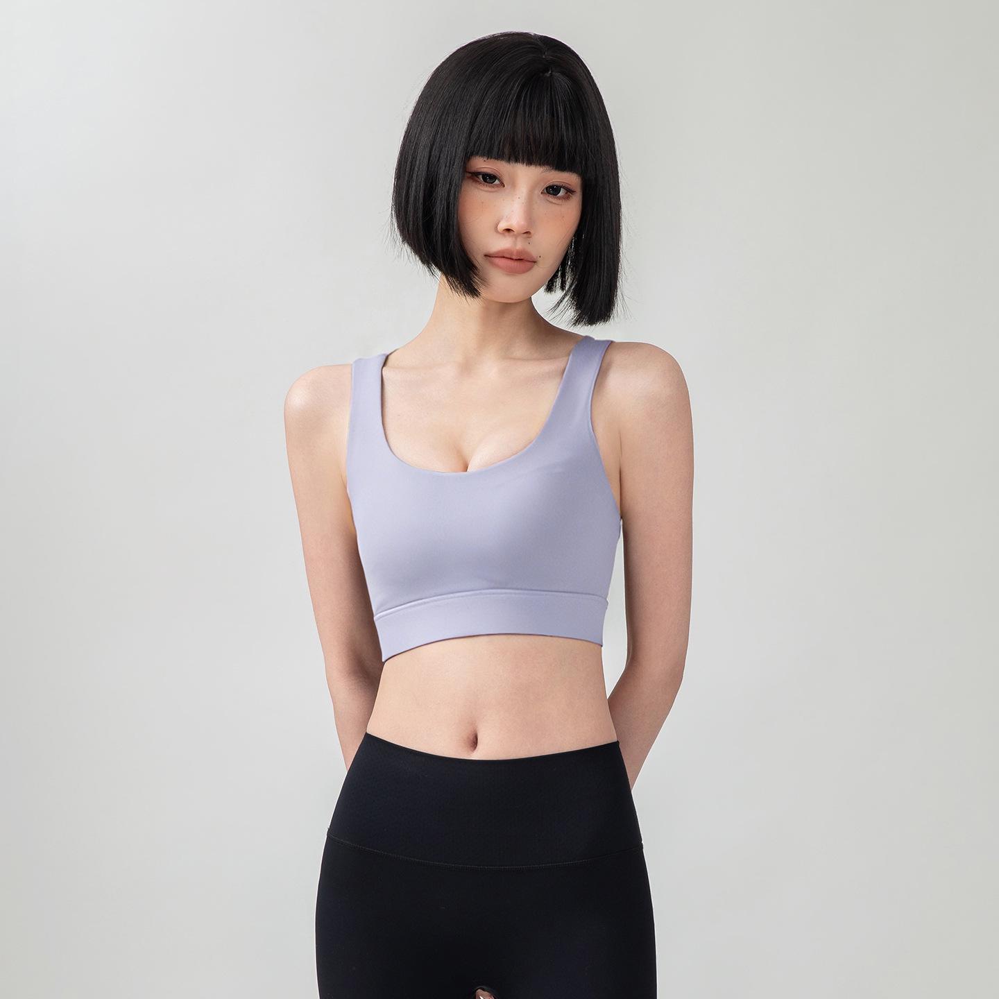 Women s Shockproof Cross Back Yoga Tank Top with Chest Pads - Quick-Dry Sports Fitness Bra Medium