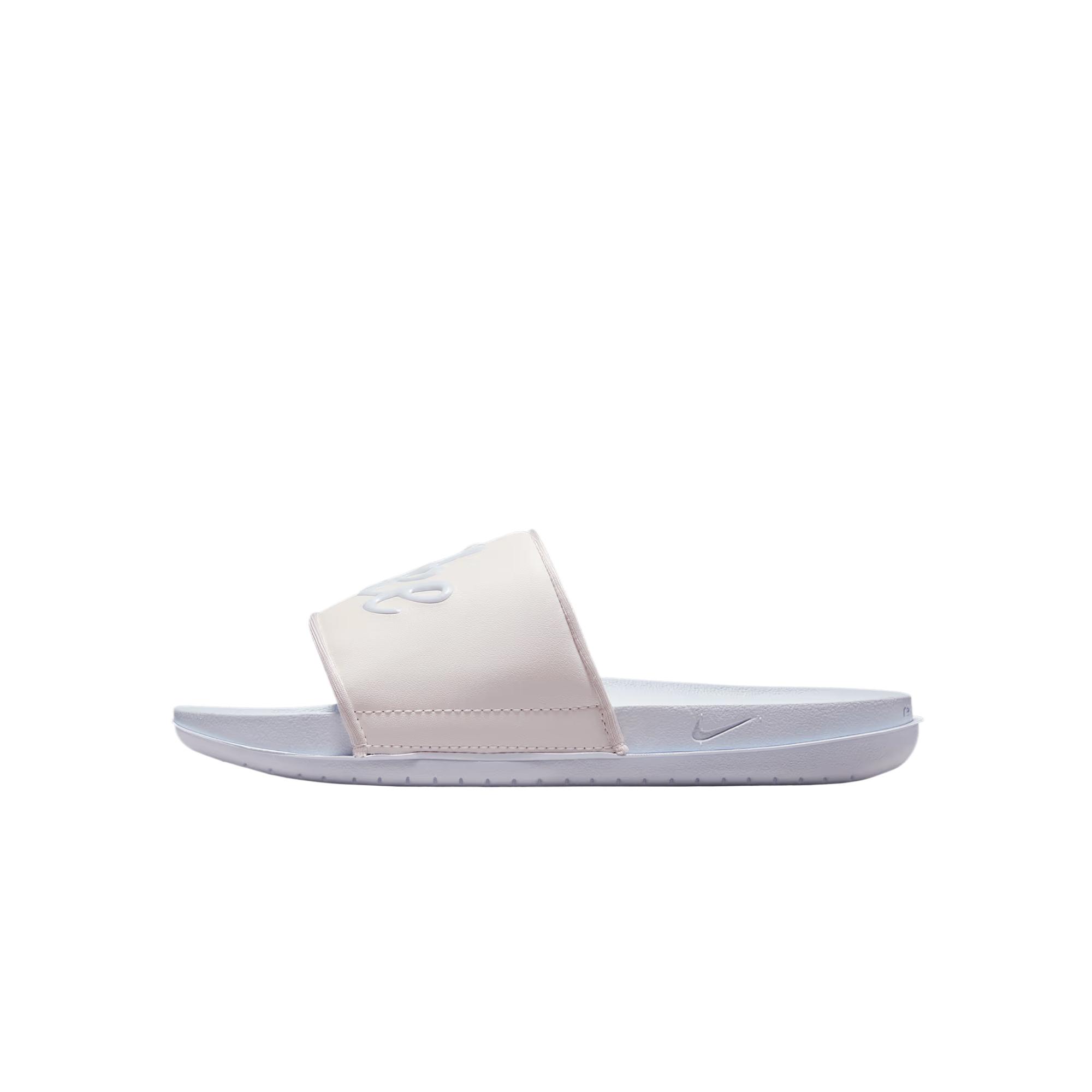 

Женские кроссовки Nike Offcourt Slide Sail Blue Tint Белые FQ7646-103 39