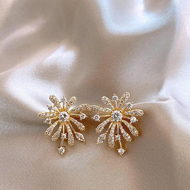 Diamentowe kolczyki fajerwerki lekki luksus high-end moda kolczyki sztyfty wykwintny temperament wszechstronne niszowe kolczyki z designem kobiety