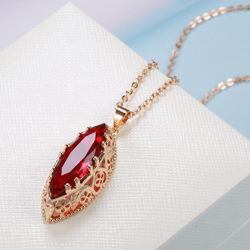 Horse Eye Pendant Necklace Rose Red Artificial Zircon Rose Gold Color Italian Craft Retro Style Necklace Wedding Party Jewelry