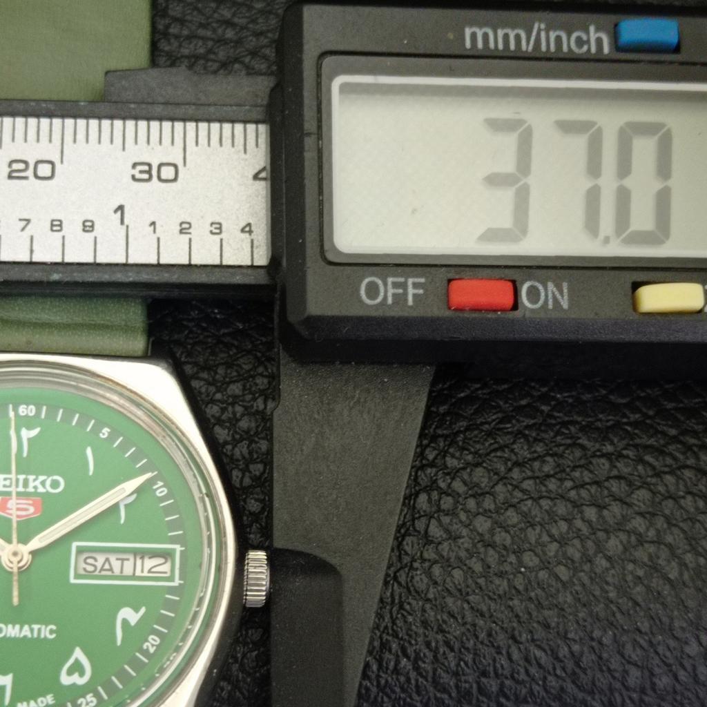 Seiko 5 AUTOMATIC 6309A JAPAN MENS VINTAGE ARABIC GREEN DIAL WATCH A701549-5 R206b-a701549