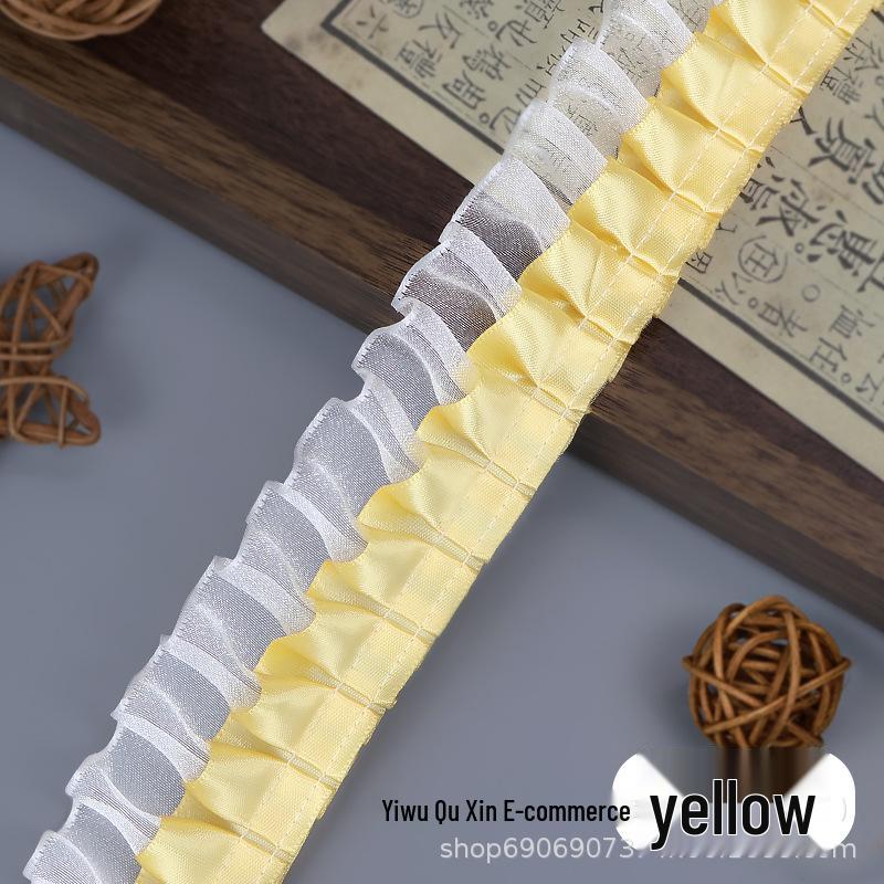 Doppellagiges 4 cm gefaltetes Polyester-Chiffon-Spitzenband mit Herzdesign