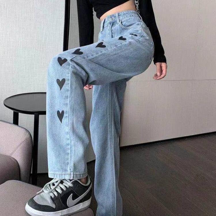 Hong Kong Style Women's Love Heart High Waist Straight Leg Jeans - Chic Loose, Wide-Leg, Drapey, Floor-Length, Slimming.