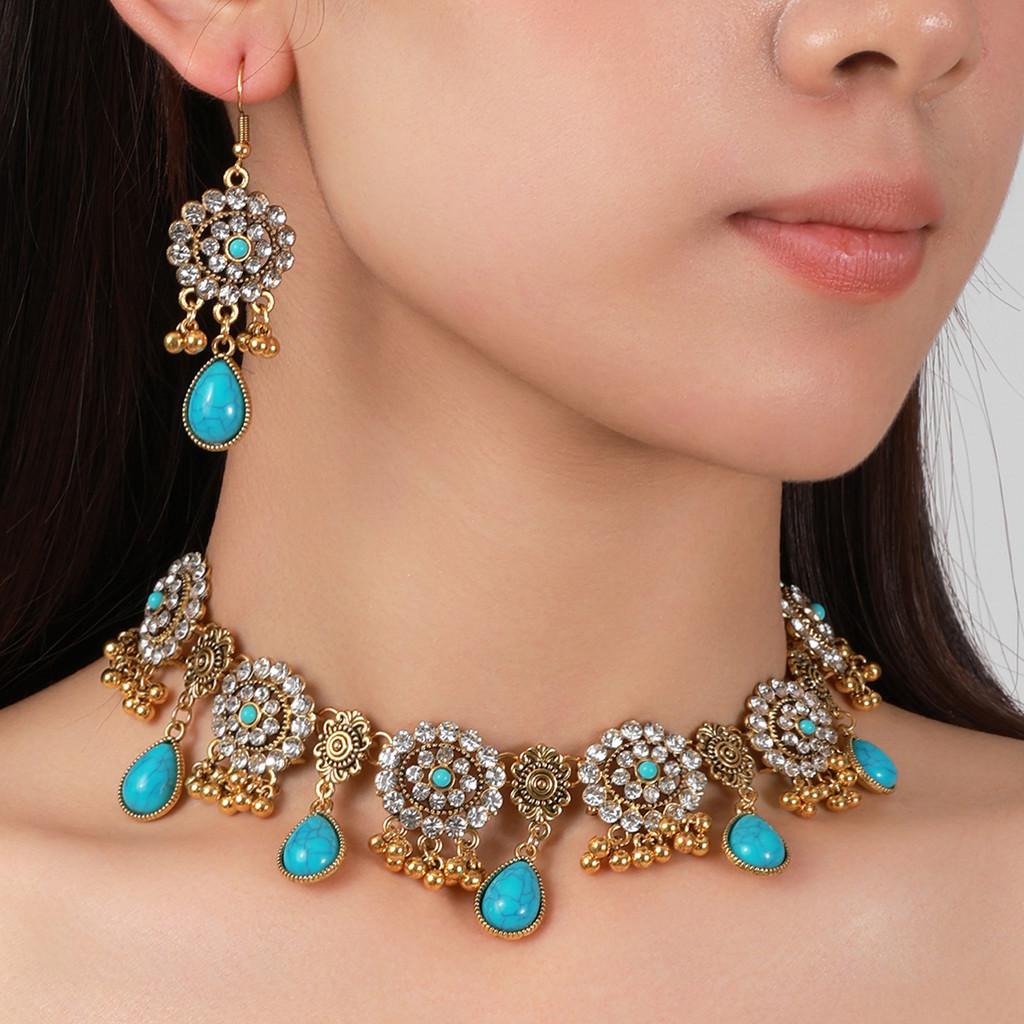 Ethnic Style Necklace Set With Water Crystal Pendant For Women