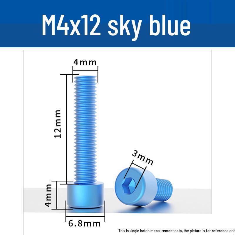Šroub s vnitřním šestihranem M4 z eloxované hliníkové slitiny s válcovou zápustnou hlavou, antikorozní, barevná povrchová úprava.