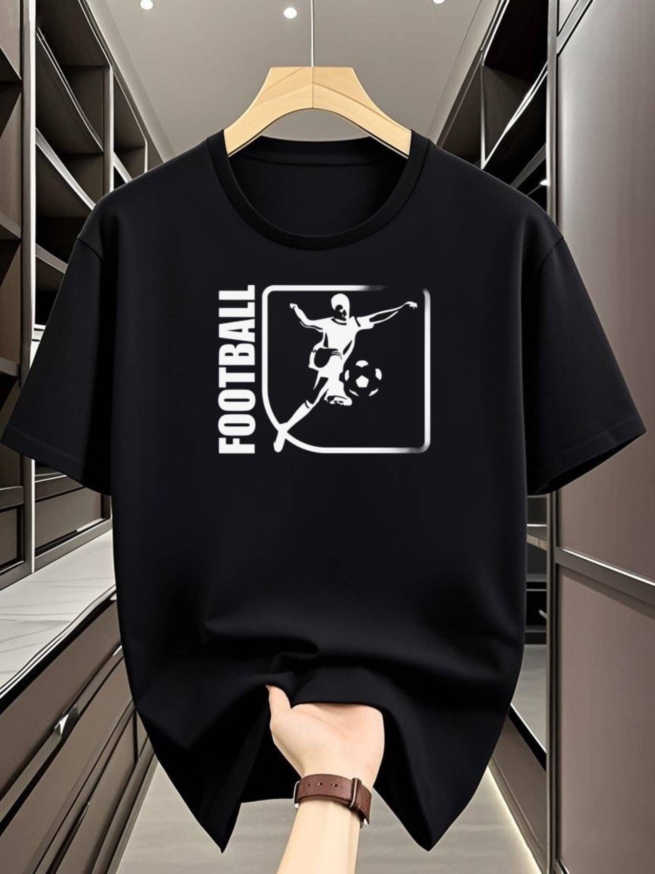 

New Style Plus-Size T-shirt Details. Casual And Fashionable Oversized White T-shirt Made from High-Quality Materials. Classic Fit for White T-shirt XXL