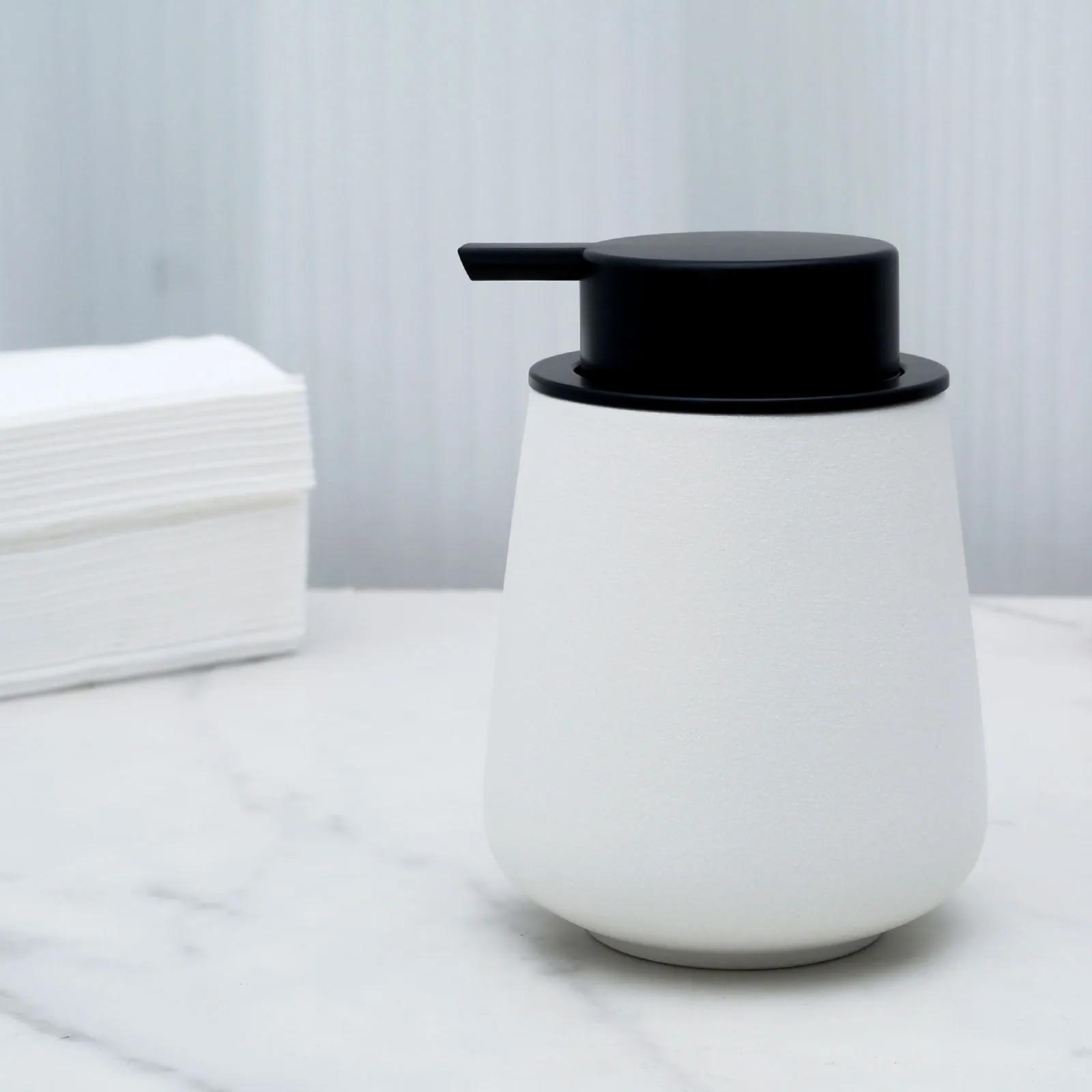 

Нажимной пенообразователь для мыла Керамический дозатор для шампуня и геля для душа для ванной комнаты Бутылка для хранения для душа и кухни белый