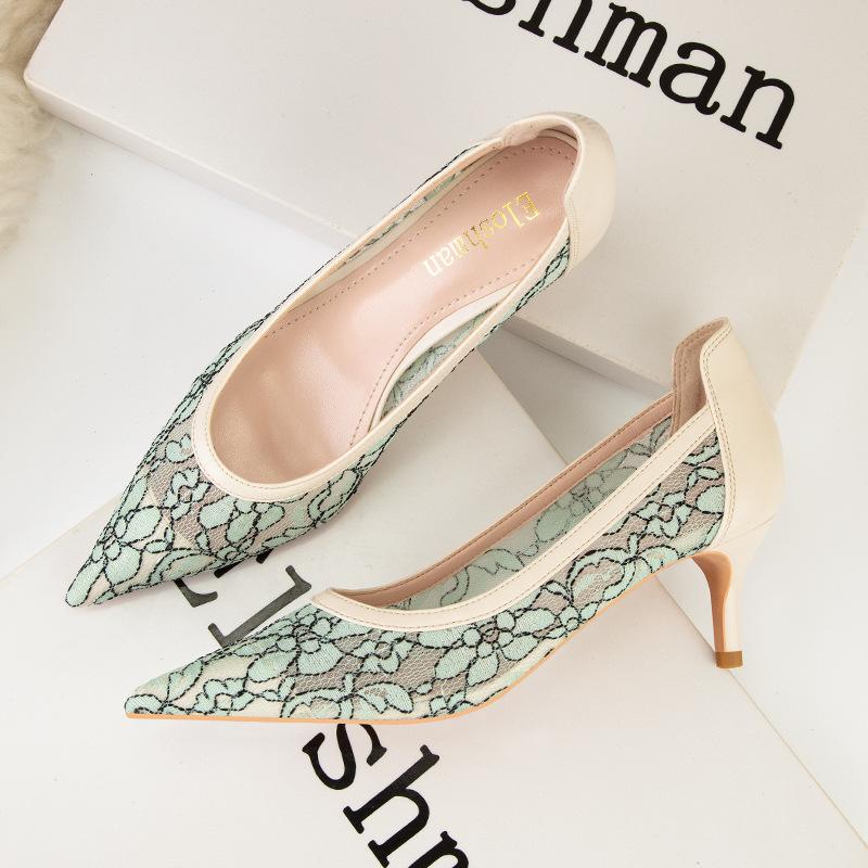 Escarpins à talons hauts fins pour femmes chaussures à talons hauts fins pointus dentelle ajourée chaussures simples