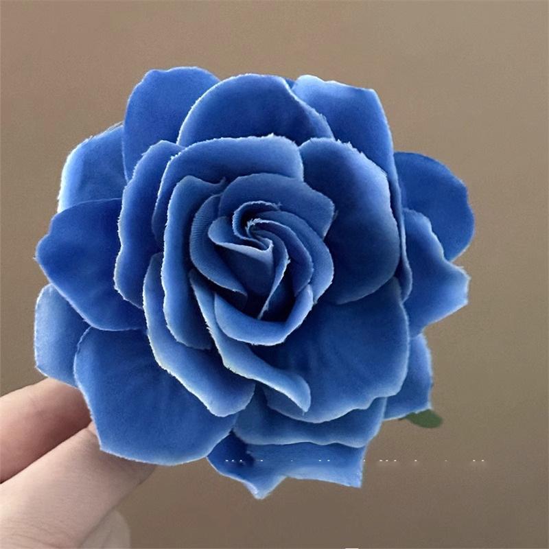 White Camellia Shaped Hair Clip With Small Flowers On Head Floral Internet Famous Atmosphere Side Women