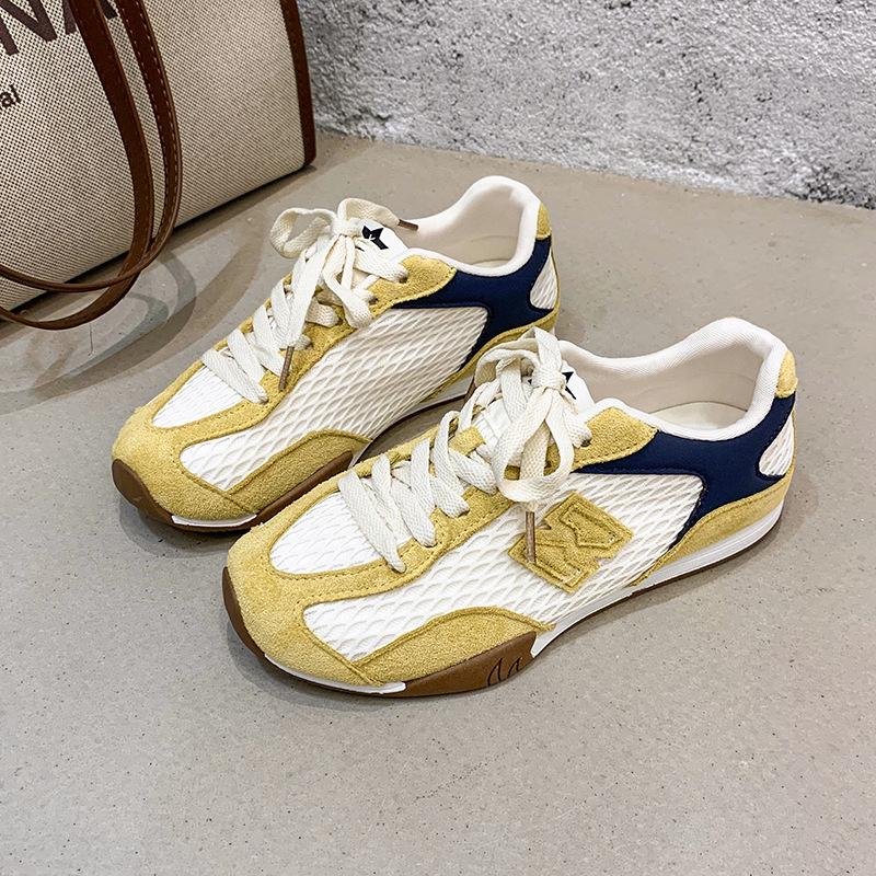 

Mesh lace-up sports and leisure little white shoes women s 2025 summer new fashion versatile comfortable color matching breathable board shoes 40 жёлтый