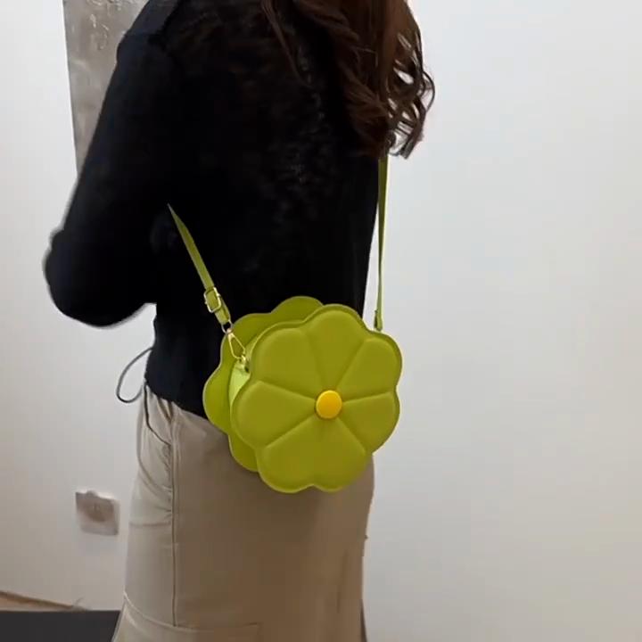 Fresh and Sweet Bag Women's New Flower Small Round Bag Popular Cute Handbag Purse Trendy Single Shoulder Crossbody Bag AVE