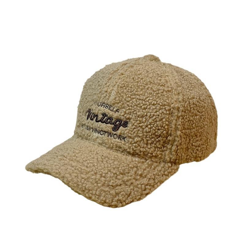 Hat Women's New Winter Fashion Versatile Autumn and Winter Furry Thickened Warm Peaked Hat Trend