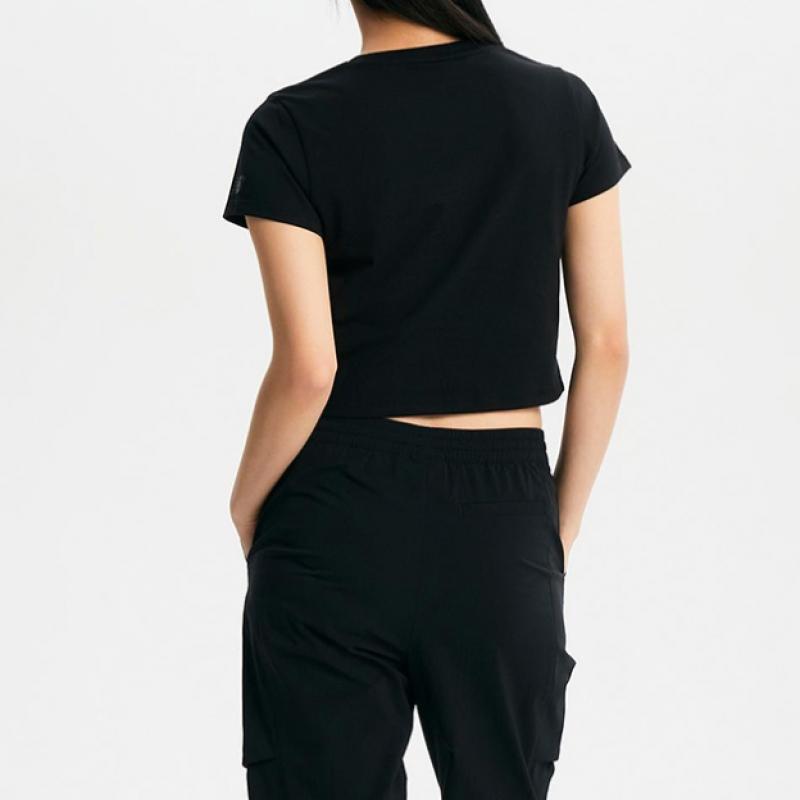 New Balance Women S Short Sleeve Tee  C28  Nbnee2w432 19  Women S Blur Graphic Semi