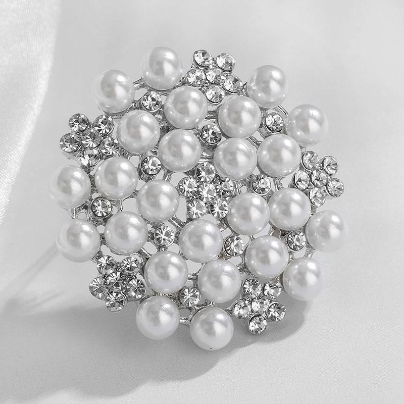 Luxury Pearl Elegant Women Brooches Pins Rhinestone Retro Wedding Party Accessories Crystal Exquisite Brooch Pin Gift