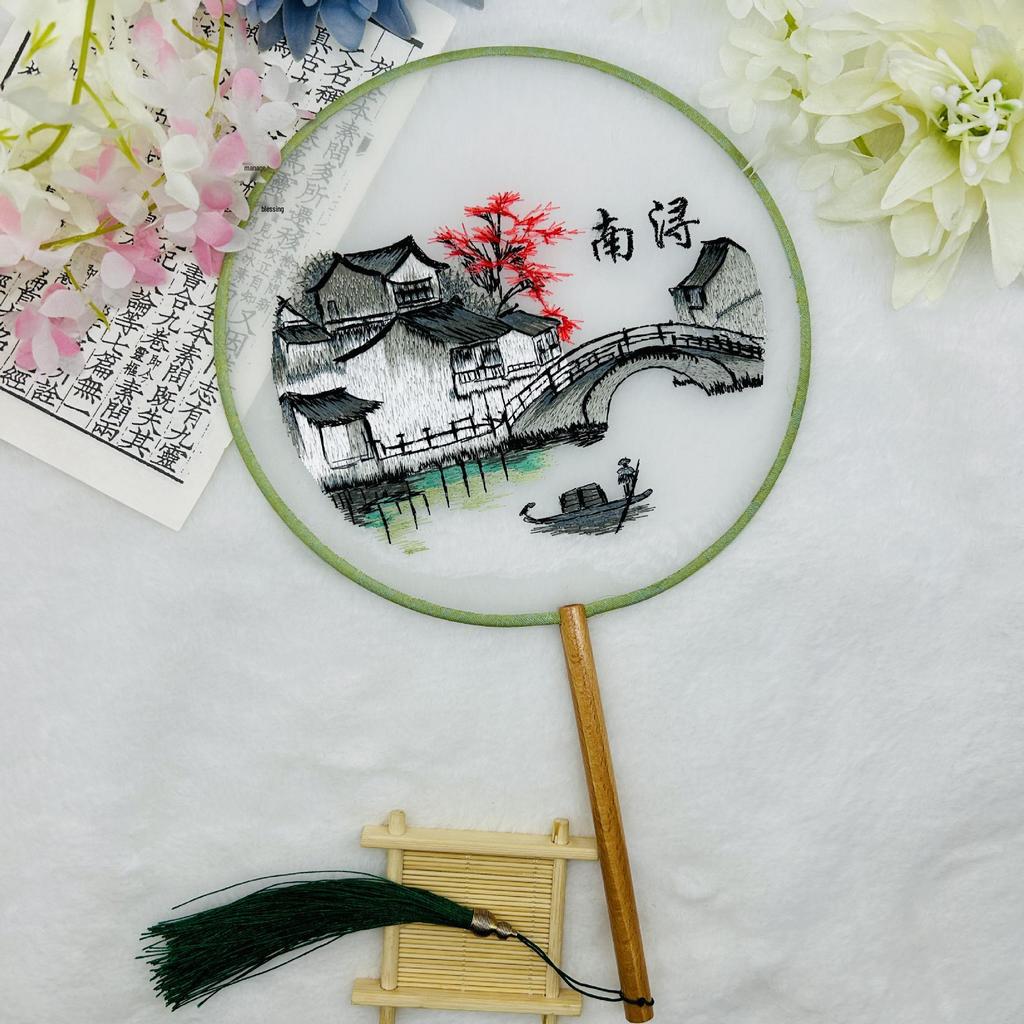 Ancient Style Single-Sided Suzhou Embroidery Dance Fan