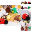 Entzückender Plüsch-Insekten-Schlüsselanhänger-Puppensammlung mit realistischen Gottesanbeter- und Bienenmotiven