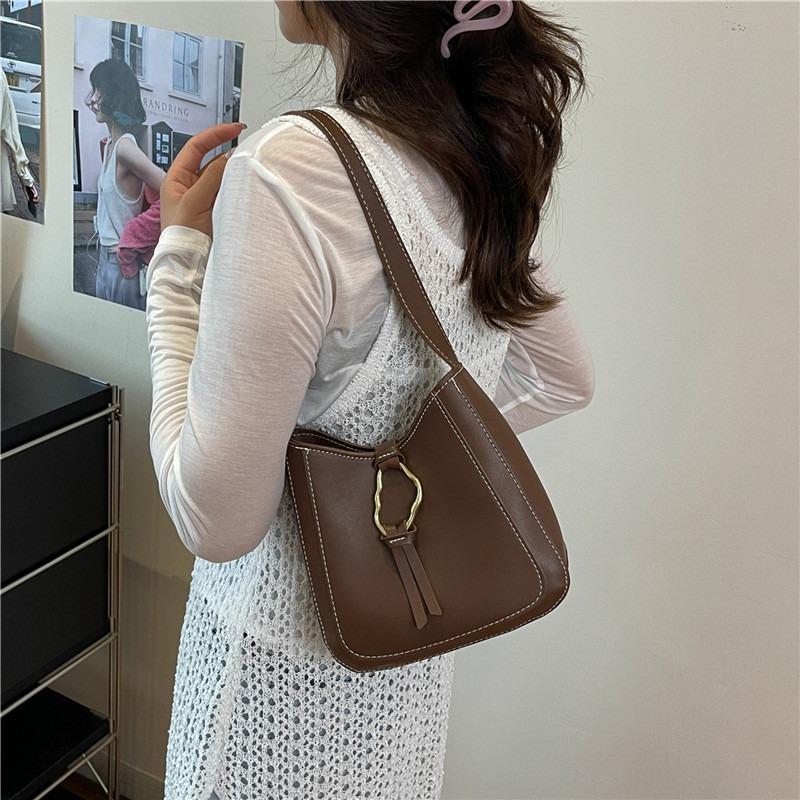 Summer new armpit bag fashionable messenger small bag simple high sense versatile new