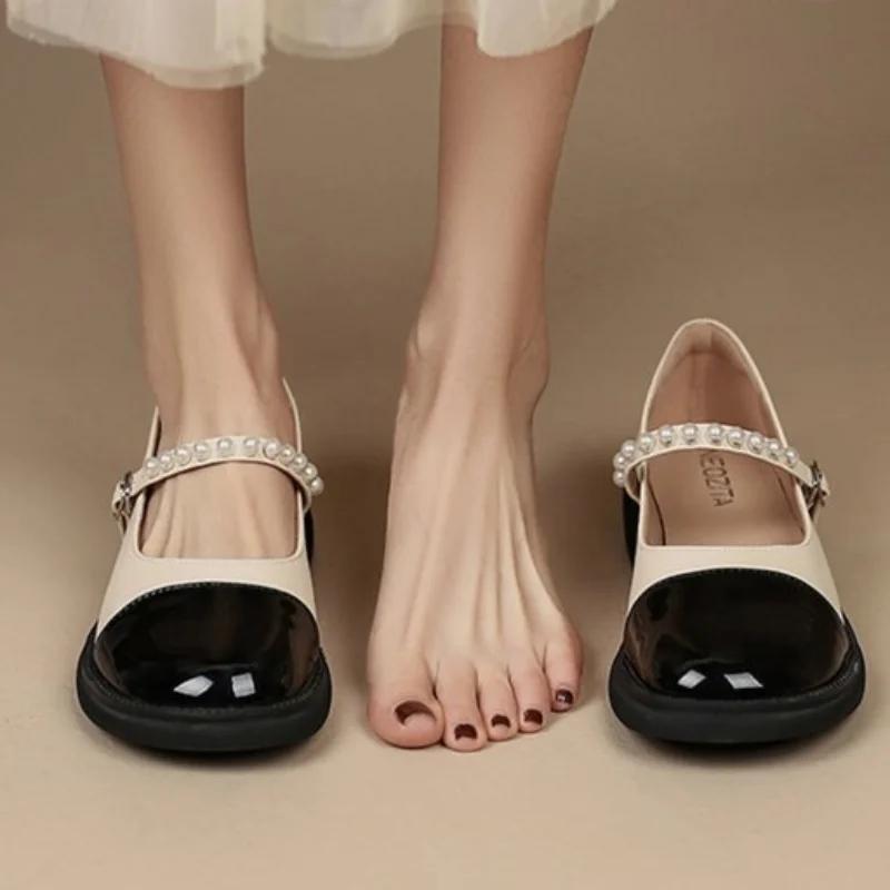 - Blockabsatz Farbblock Perlen Ein-Linien-Schnalle Damen Absatzschuhe mit flachem Ausschnitt und vielseitig