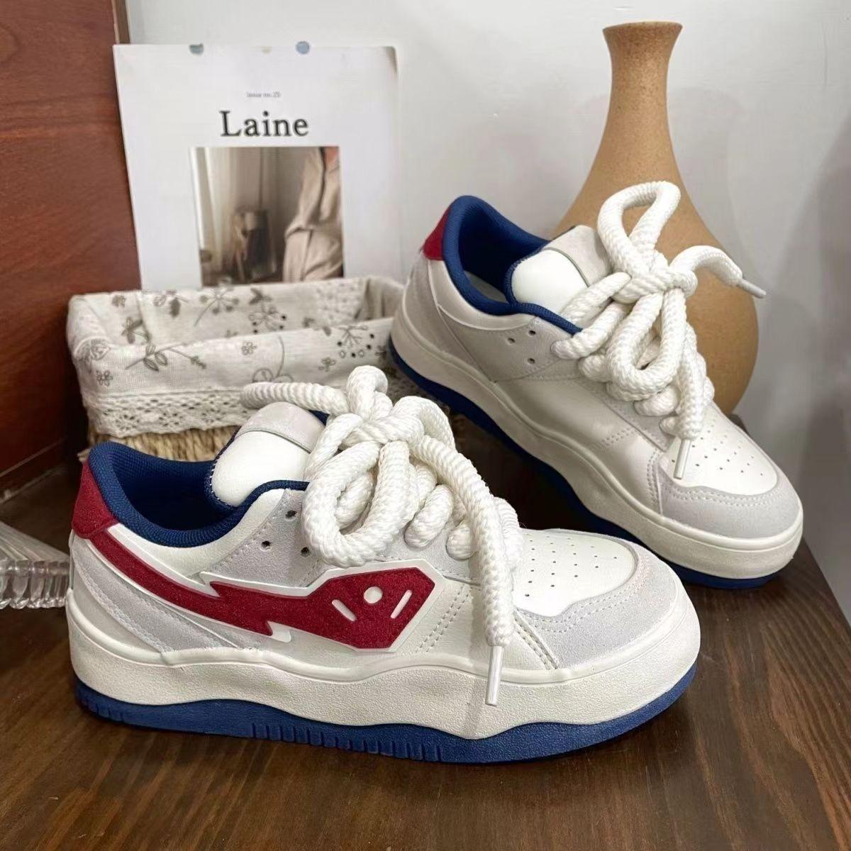 

Весенне-осенние туфли-хлебцы в американском ретро-стиле в гонконгском стиле, женские универсальные студенческие белые туфли на платформе, нишевый дизайн, оригинальные кеды для женщин 39 красный