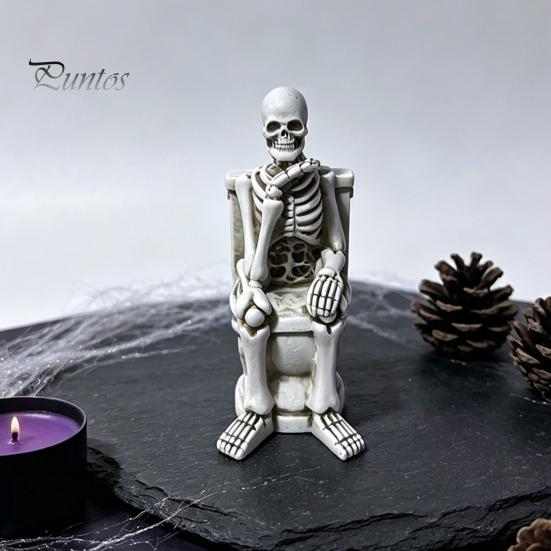 Miniature Skeleton Figure on Toilet Figurine, Funny Gothic Bathroom Statue, Spooky Aged Texture Figurine Halloween Resin Ornament for Home Office