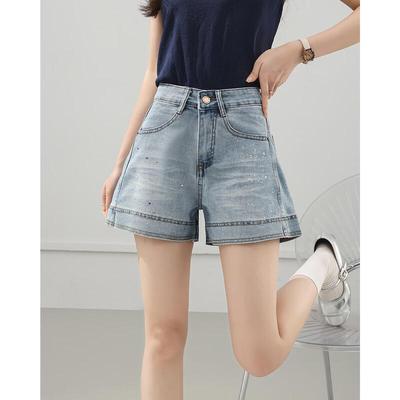 Gonne e pantaloni da donna – Pantaloncini