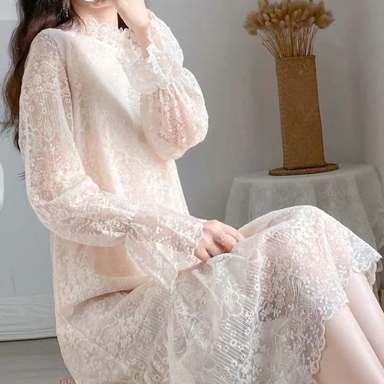 Autumn/Winter Lace Dress: Fleece-Lined, Long-Sleeve, Mid-Length, Elegant Fairy Style for 2025