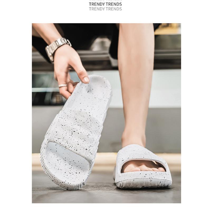 Men's 4CM Thick Sole Slides Cloud-like Comfort Non-slip Splash Pattern Casual Slippers
