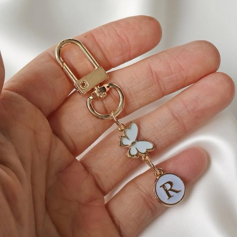 Metalowy Brelok z Literą Motyla A-Z 26 Liter Brelok Urok Uchwyt na Klucze Samochodowe Zawieszka do Torby Akcesoria Biżuteria Prezent