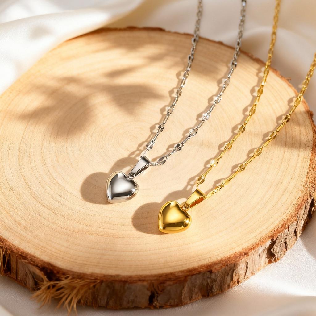 Stainless Steel Heart Pendant Necklaces for Women Heart Shape Clavicle Chain Necklace Trendy Jewelry On Neck Gifts
