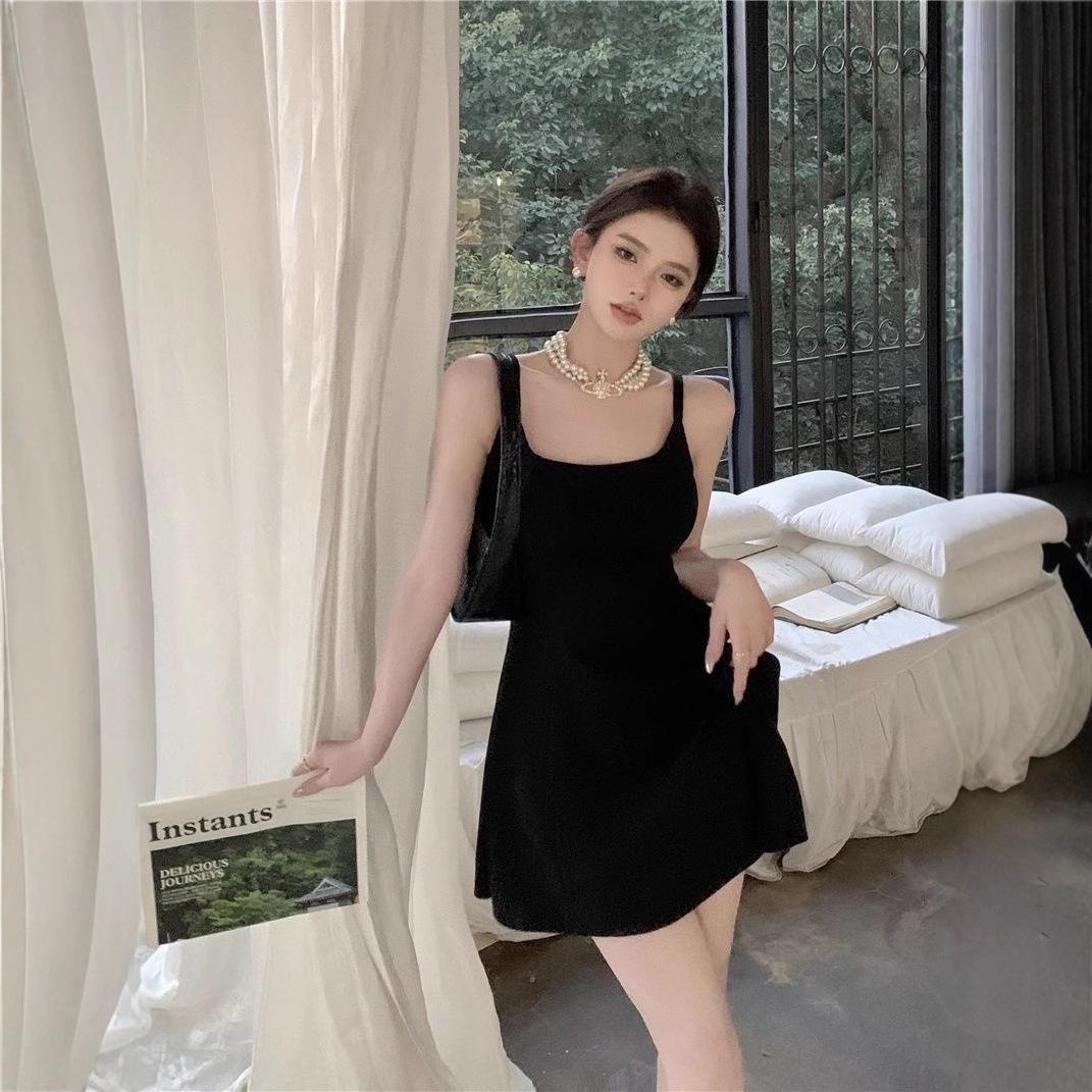 

Women s 2025 Black Square Neck Spaghetti Strap Waist-Cinching A-Line Dress XL чорний
