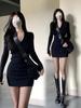 2026 Autumn/Winter Knit Slim-Fit Long Sleeve Little Black Dress