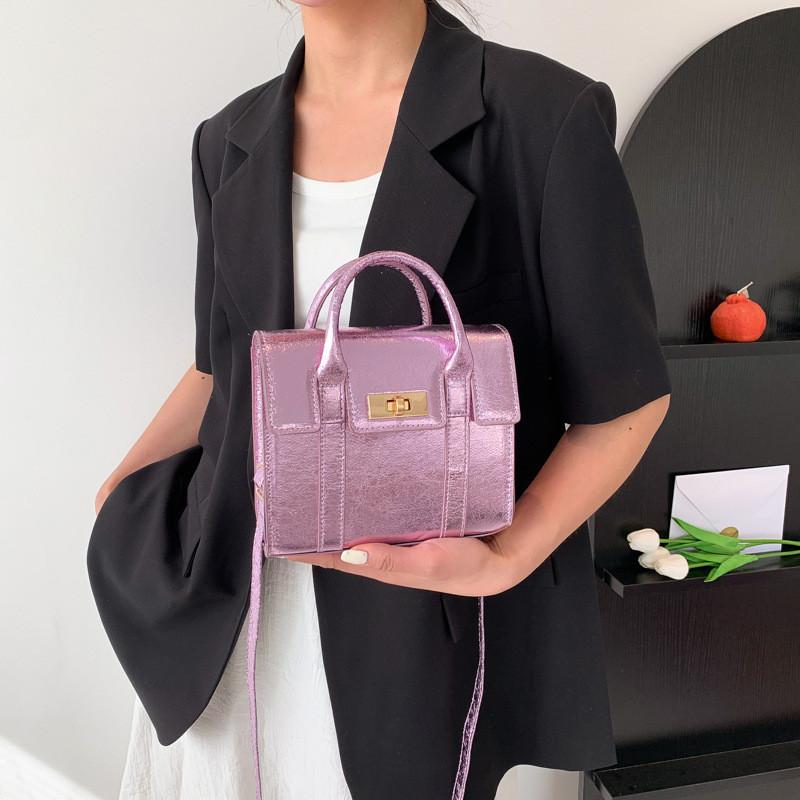Fashionable Pu Shoulder Bag Stylish Street Trend Box Bag For Women In Elegant Black