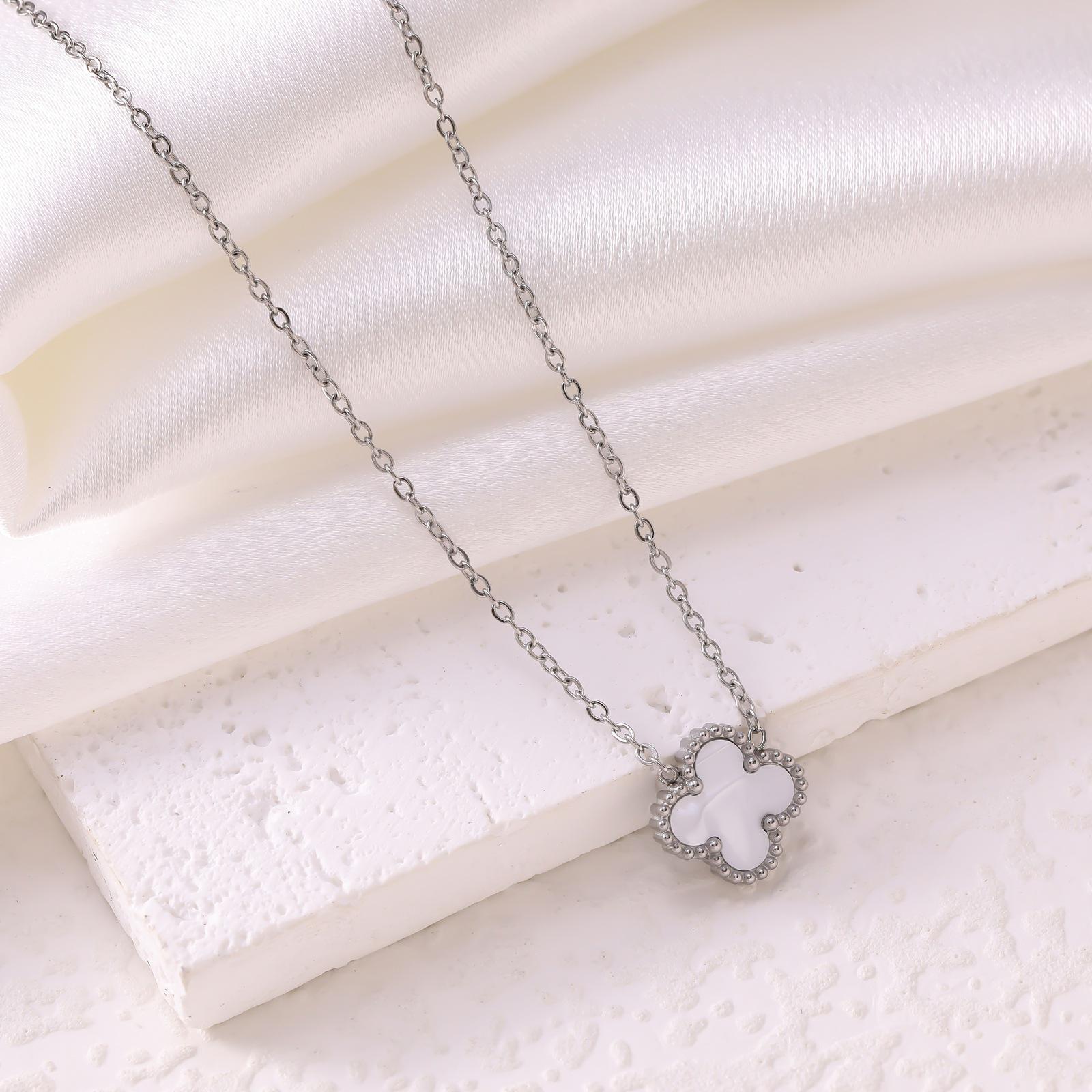 Buddhist Family White Mother-of-Pearl Clover Necklace: Elegant, Fashionable, Versatile Stainless Steel Jewelry
