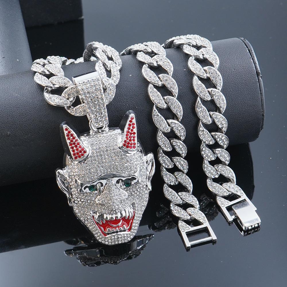 Hip Hop New Night Fork Monster Pendant Hip Hop Fashion Trendy Men's Necklace Accessories