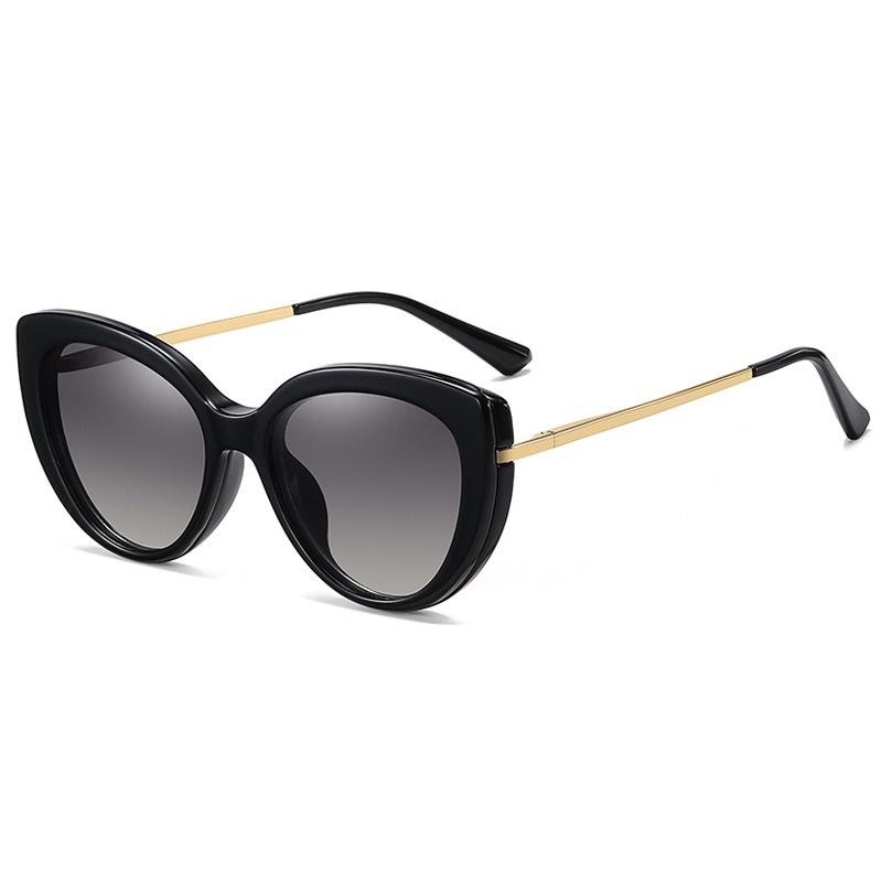 

New Fashion Eyeglasses Cat Eye Magnetic Clip Polarized Sunglasses Women Anti Blue Light Prescription Myopia Glasses plastic demo lens